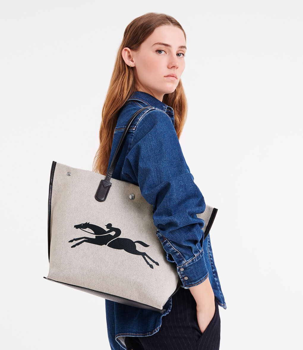 Longchamp