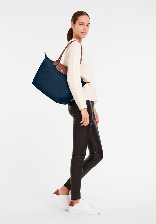 Welcome To MeineShopTillDrop: LongChamp HOBO Bag - Le Pliage