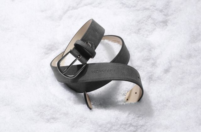 ル フローネ パスポートカバー タートルダヴ - レザー | ロンシャン JP