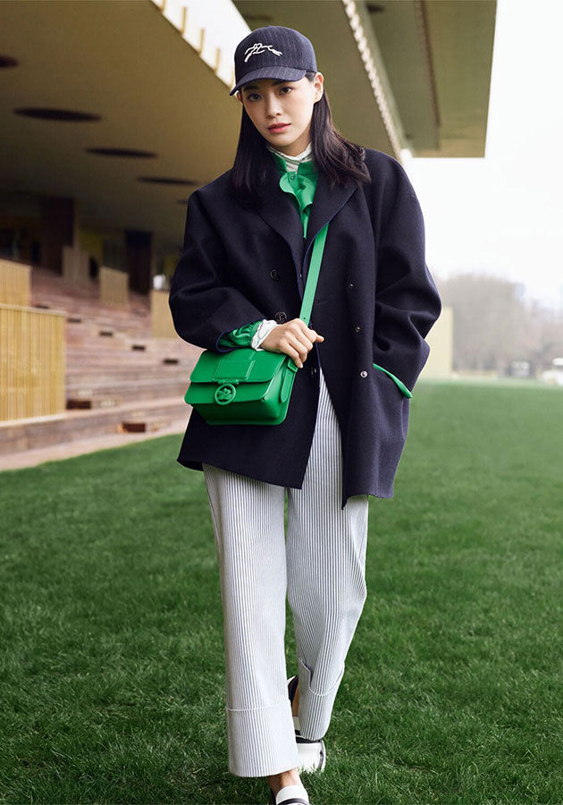 Kim-Look05