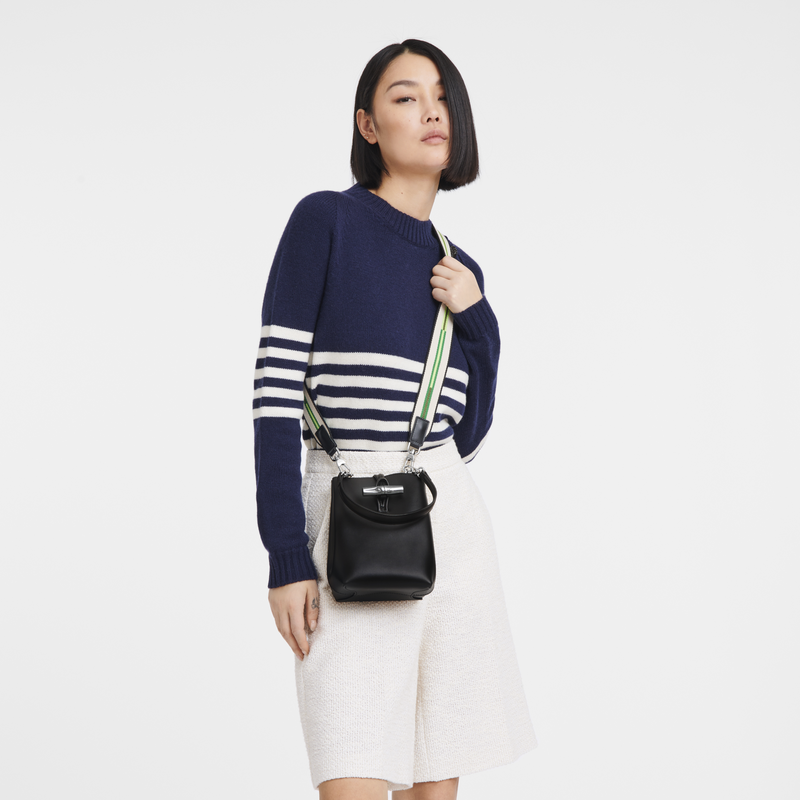 Sac seau hotsell longchamp noir