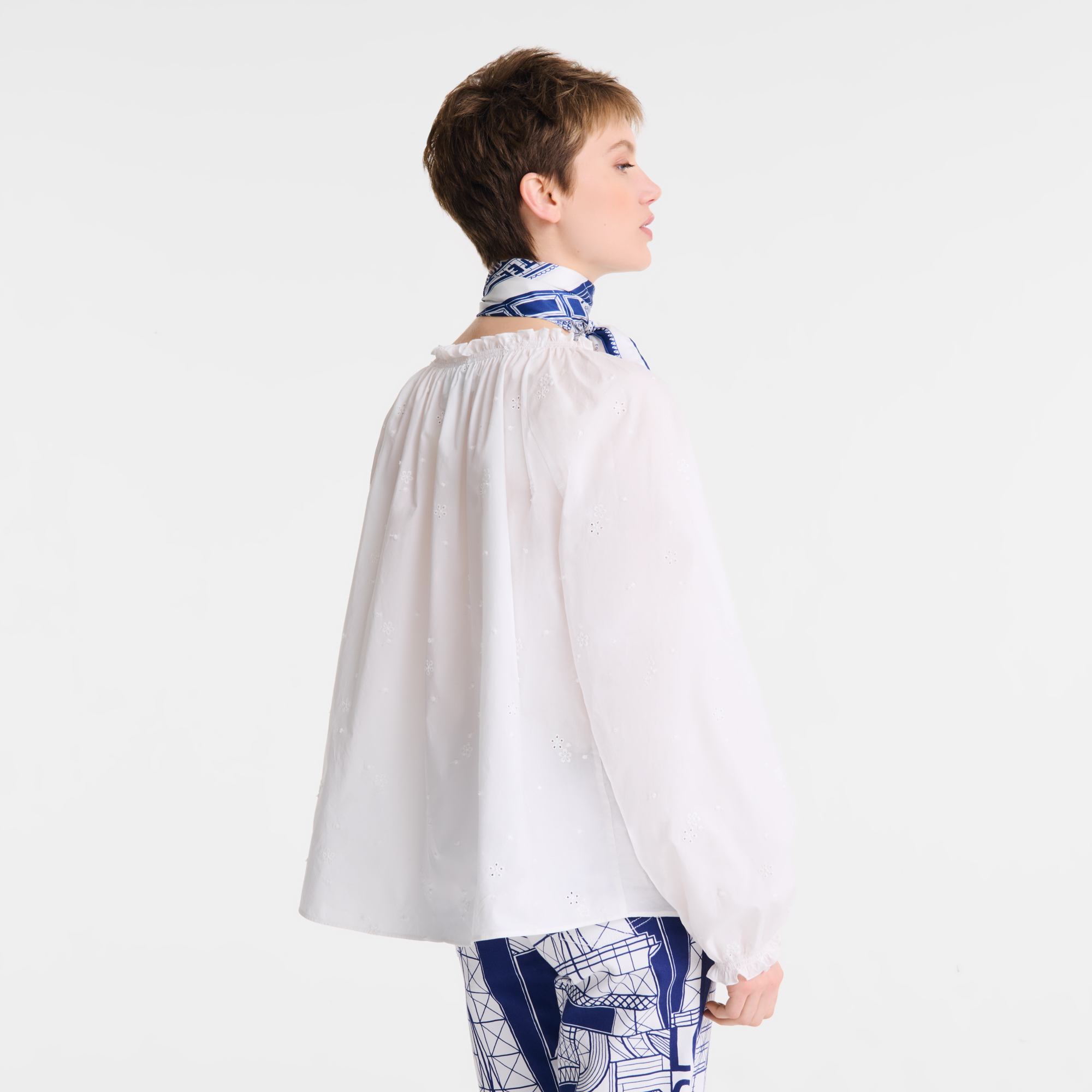 Bluse, Weiss - Ansicht 3 von
4 - Zoom vergrößern null Bluse, Weiss