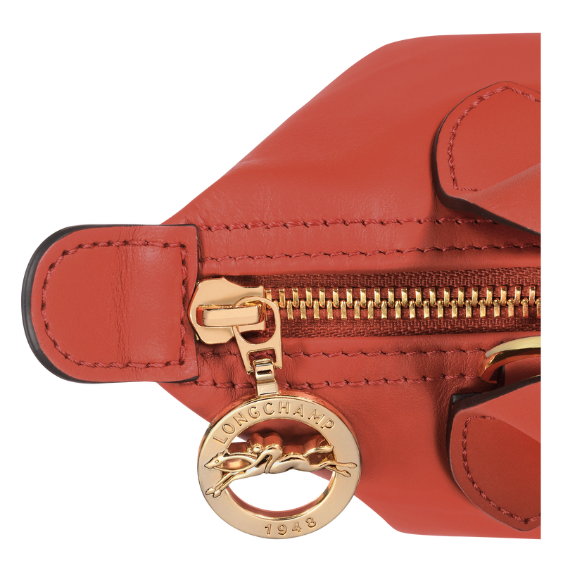 Le pliage shop cuir webbing