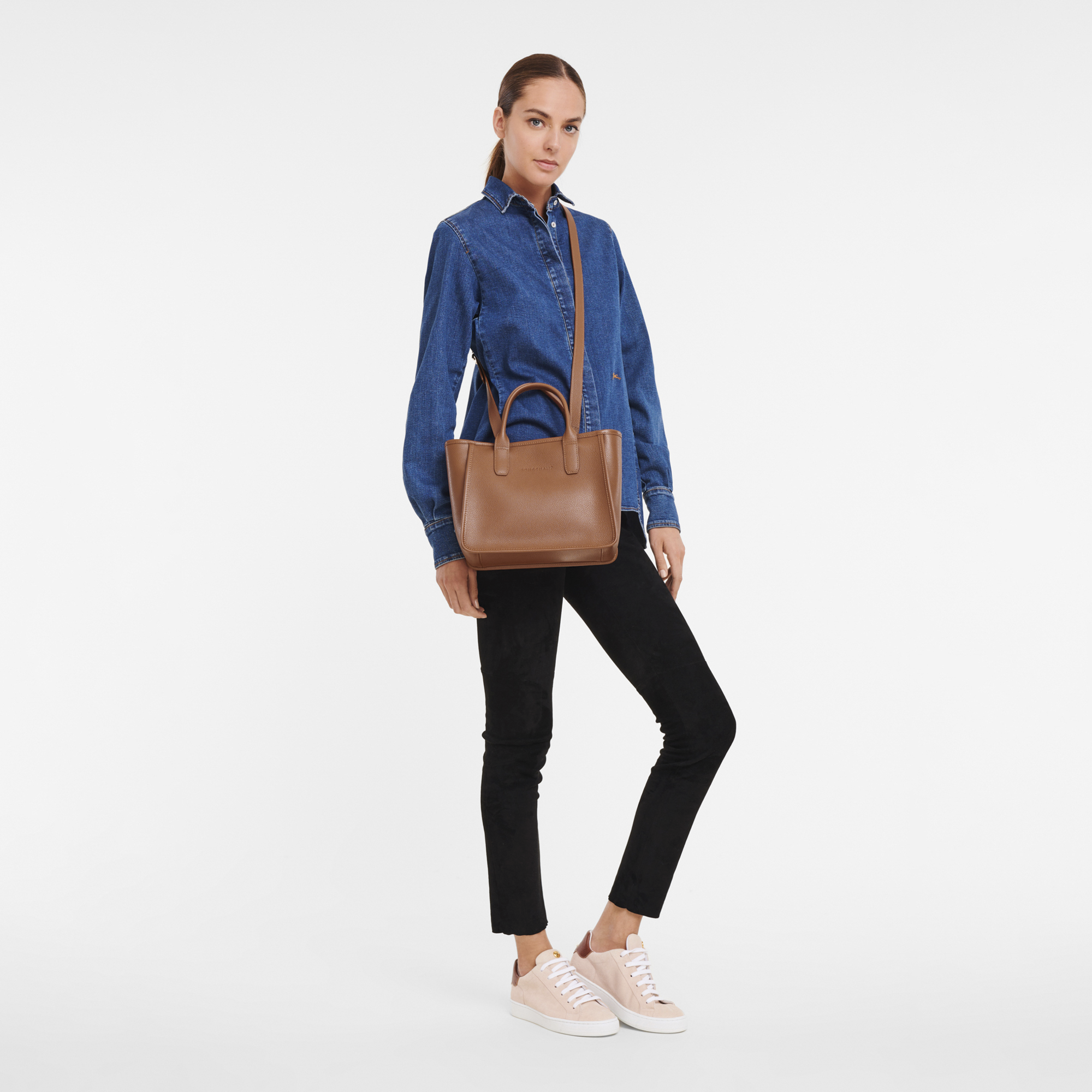 【美品】LONGCHAMP ルフローネ　バックパック　リュック　A4収納可能