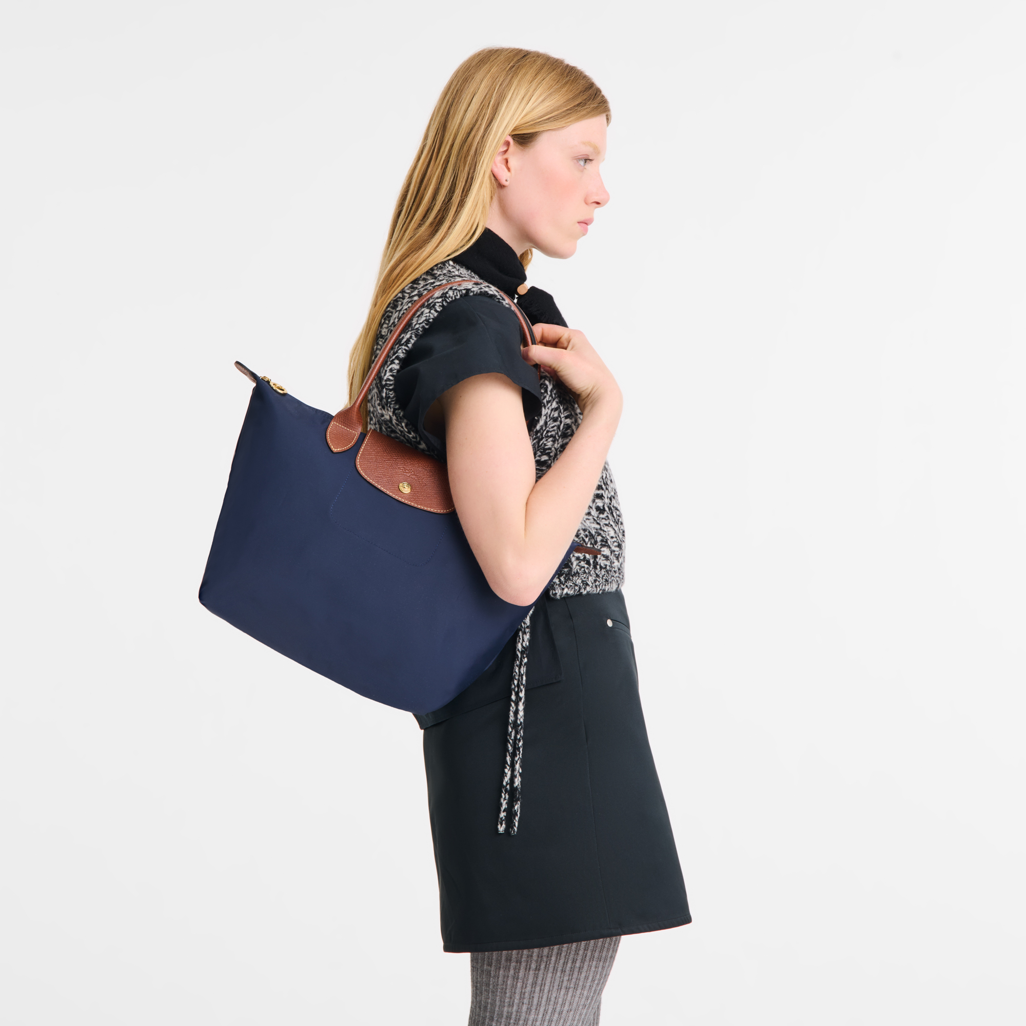 Tote bag M, Navy - View 2 of
6 - zoom in Le Pliage Original Tote bag M, Navy
