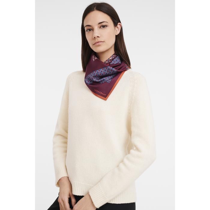 Fall-Winter 2022 Collection Silk scarf 70, Burgundy