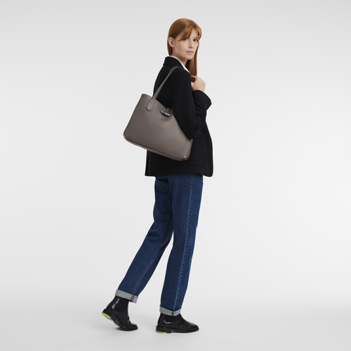 Essential Tote bag M, Grey - View 2 of 3 Essential Tote bag M, Grey, hi-res - View 2 of 3