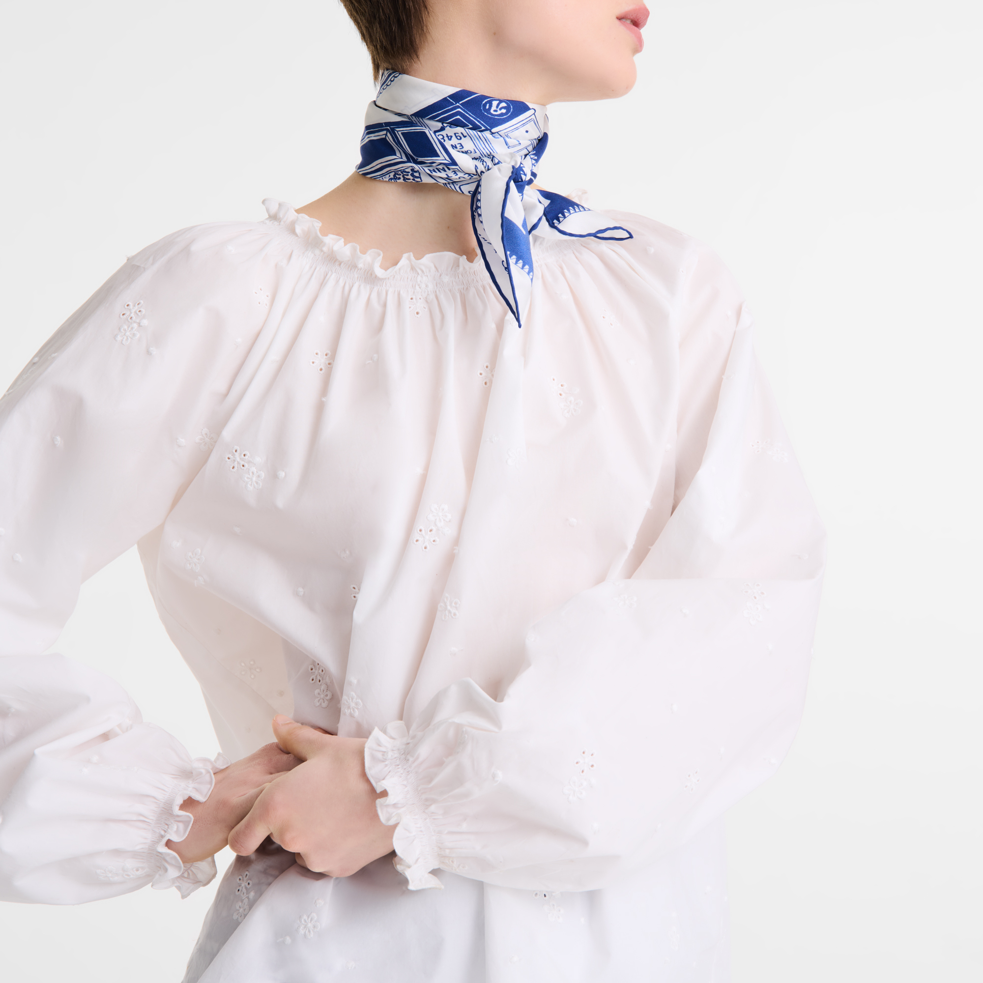 Bluse, Weiss - Ansicht 4 von
4 - Zoom vergrößern null Bluse, Weiss
