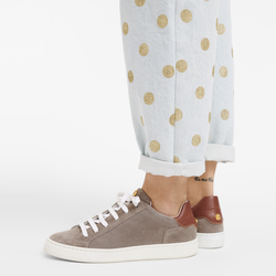 Sneaker