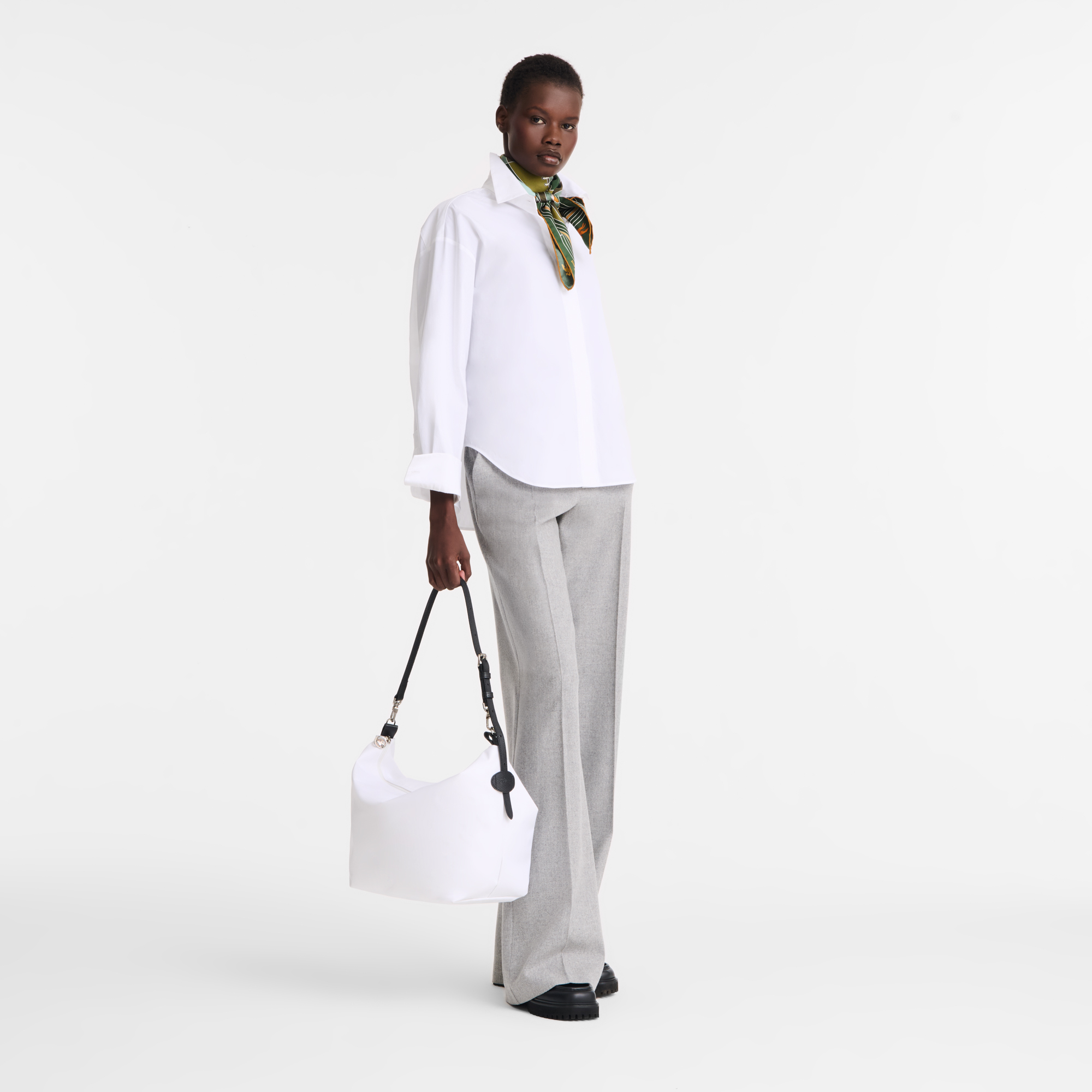 Sac porté épaule M, Blanc - Vue 2 de
6 - agrandir le zoom Le Slouchy Sac porté épaule M, Blanc