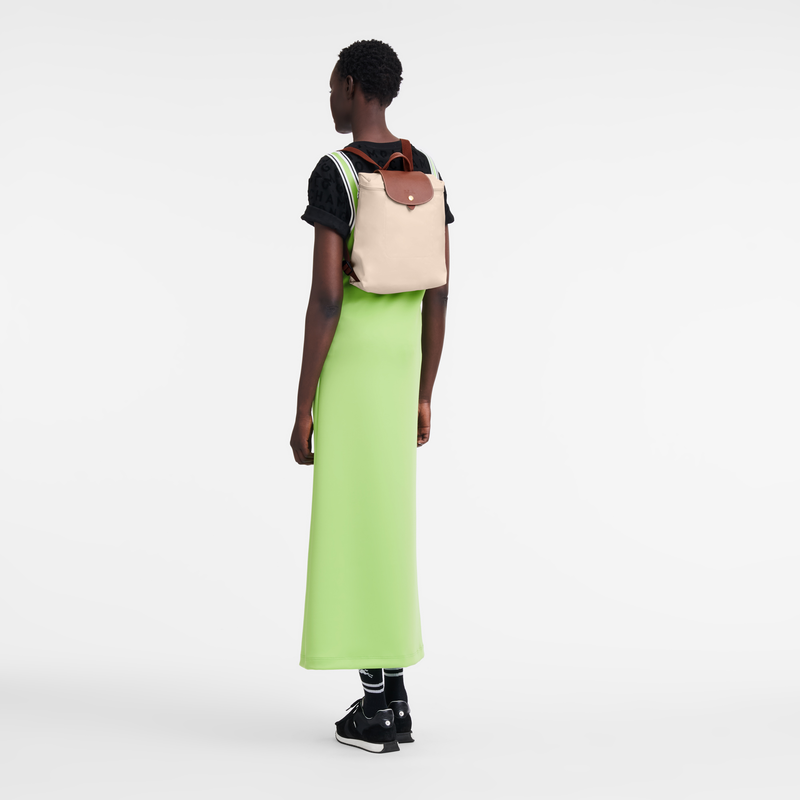 Longchamp le pliage backpack size online