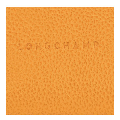 Le Foulonné Coin purse Apricot - Leather | Longchamp US