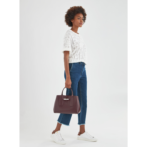 Top handle bag M Roseau Mahogany (10058HSC204) | Longchamp GB Top handle bag M Roseau Mahogany (10058HSC204) | Longchamp GB