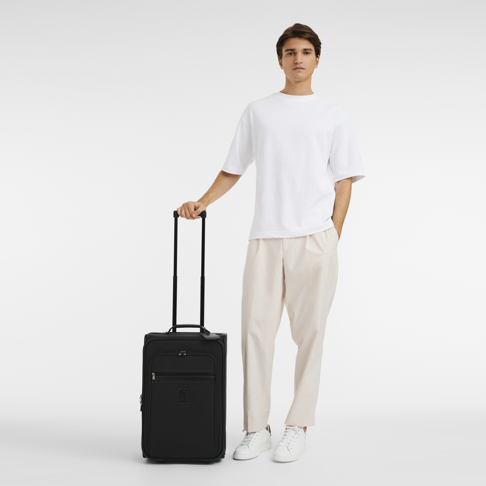 Boxford M Suitcase Black Canvas Longchamp EN