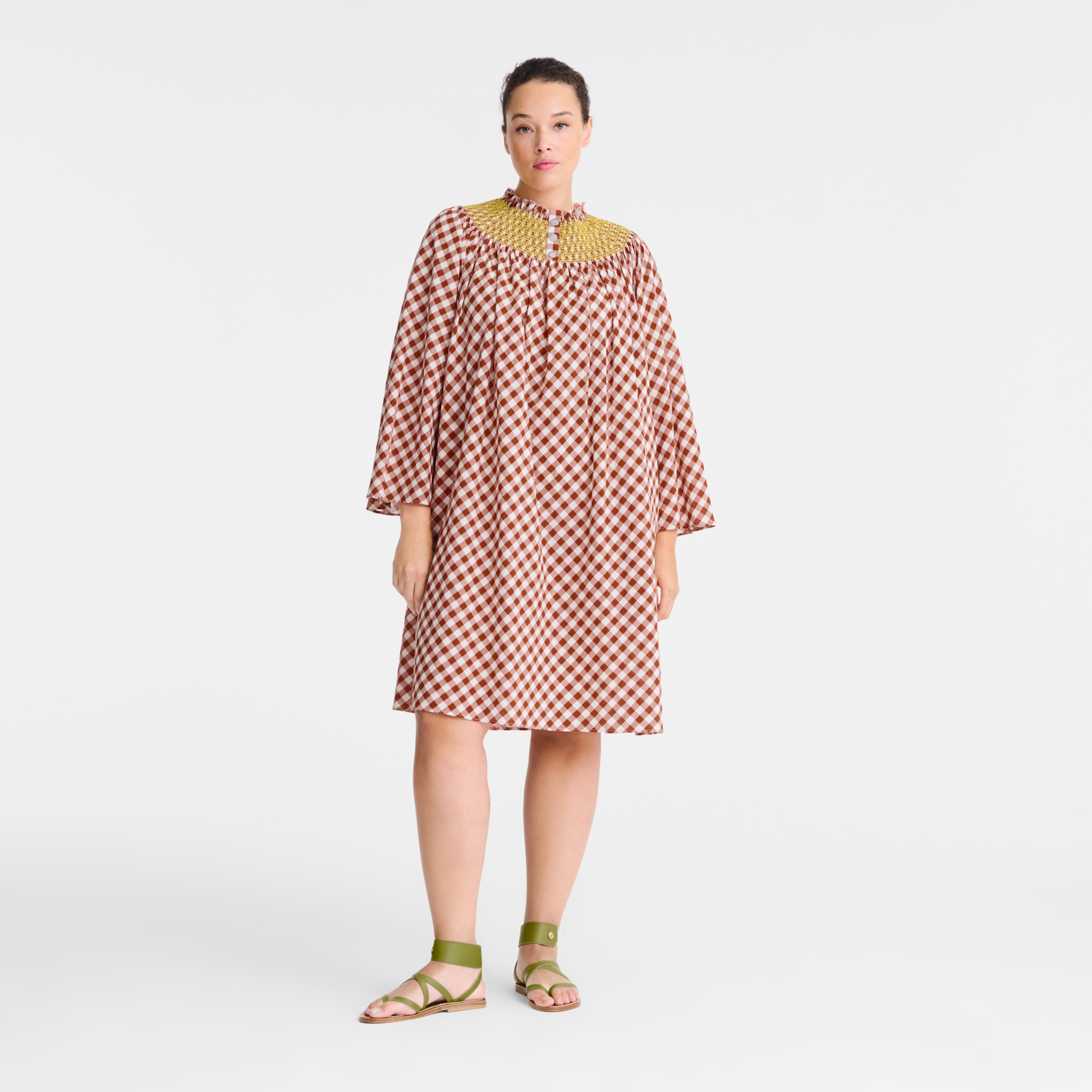 Robe, Ecorce - Vue 2 de
4 - agrandir le zoom null Robe, Ecorce