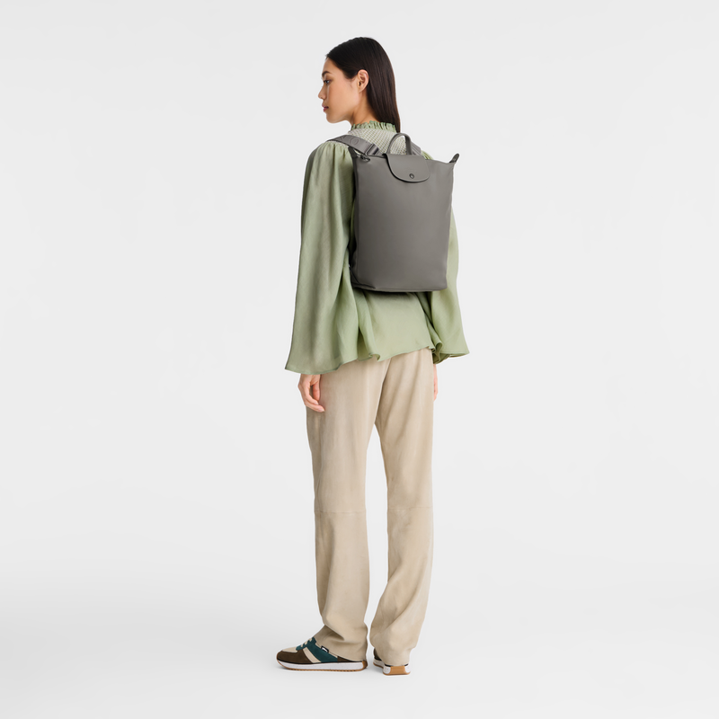 Le Pliage Xtra M Backpack , Turtledove - Leather  - View 2 of  6