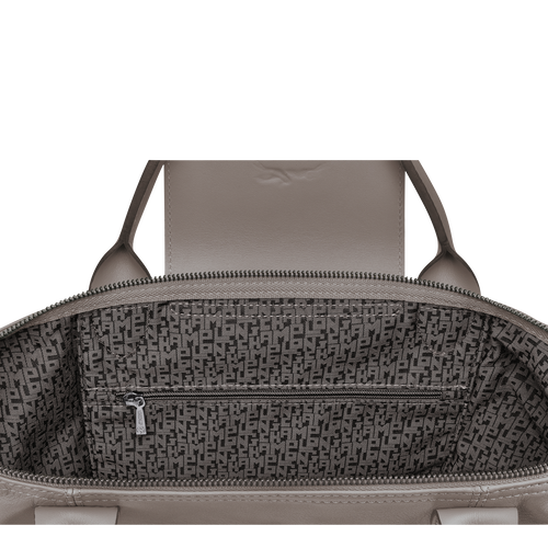 Le Pliage Cuir Top handle bag M, Turtledove