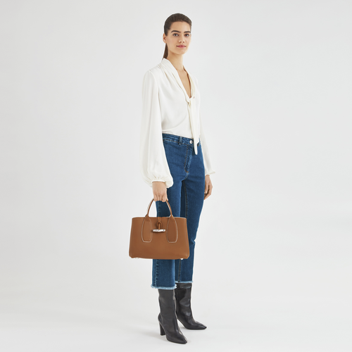 Top handle bag M Roseau Cognac (10058HQS504) | Longchamp SE Top handle bag M Roseau Cognac (10058HQS504) | Longchamp SE
