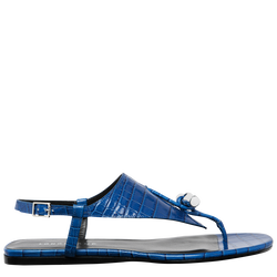 Flat sandals