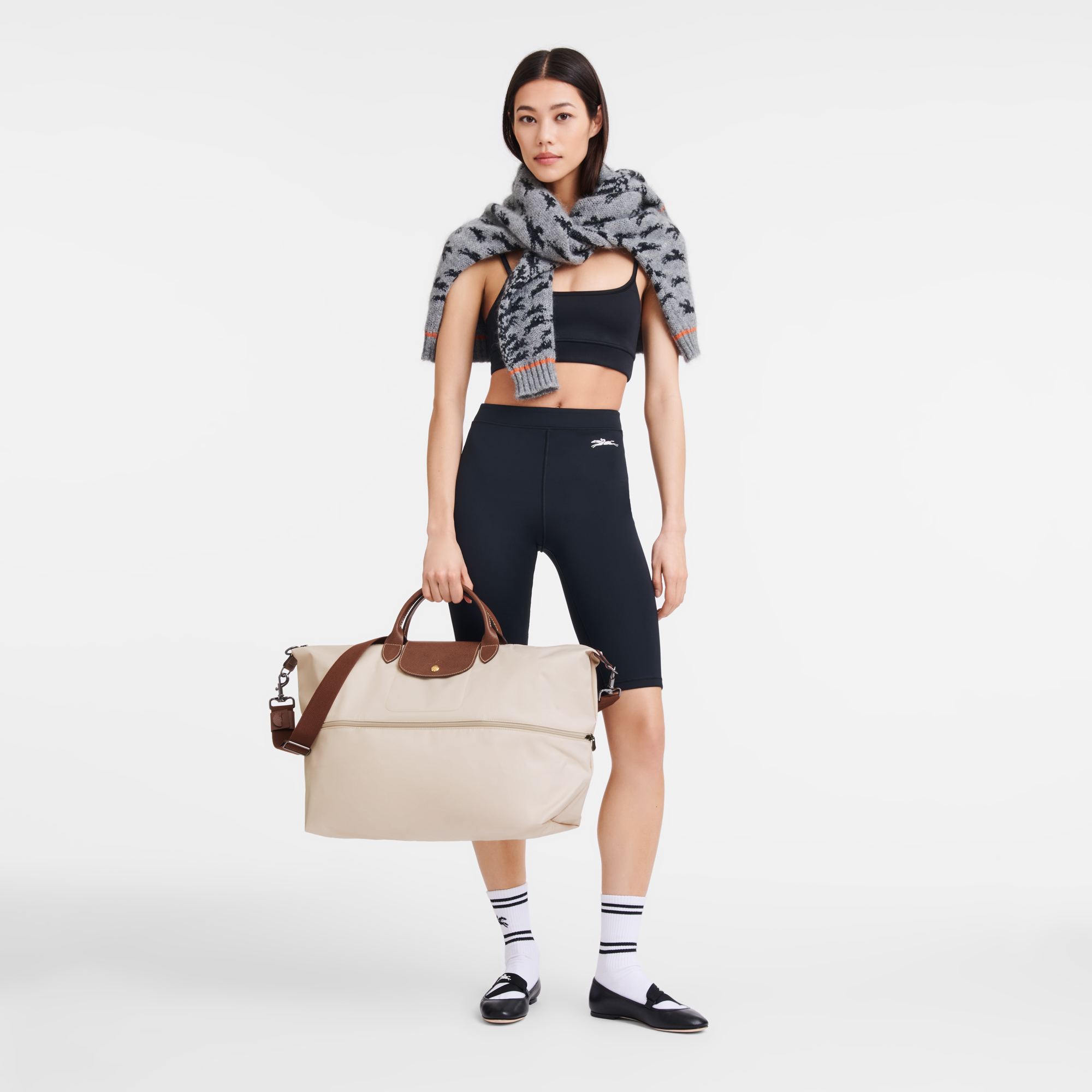 Travel bag expandable