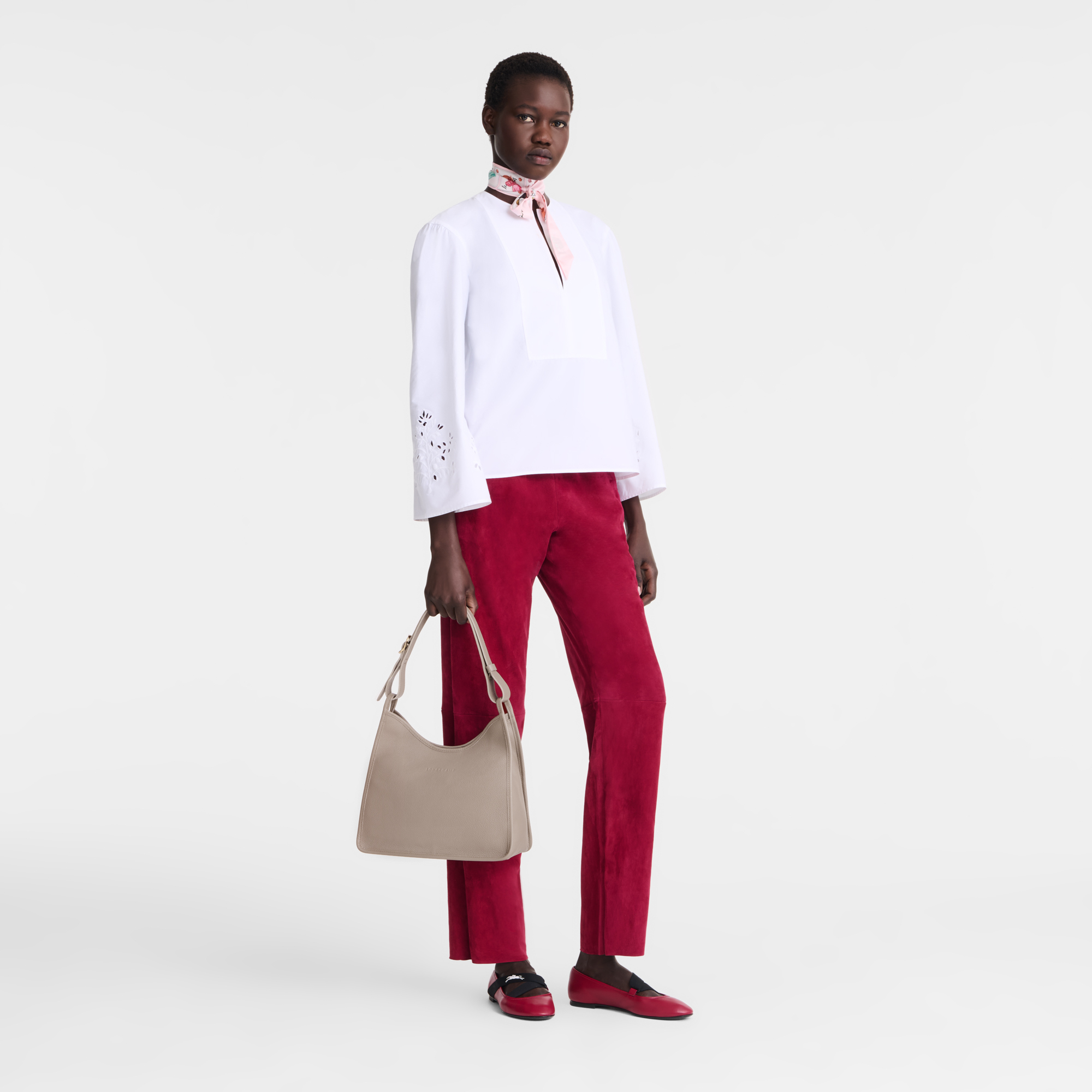 Le Foulonné M Hobo bag Turtledove - Leather | Longchamp GB