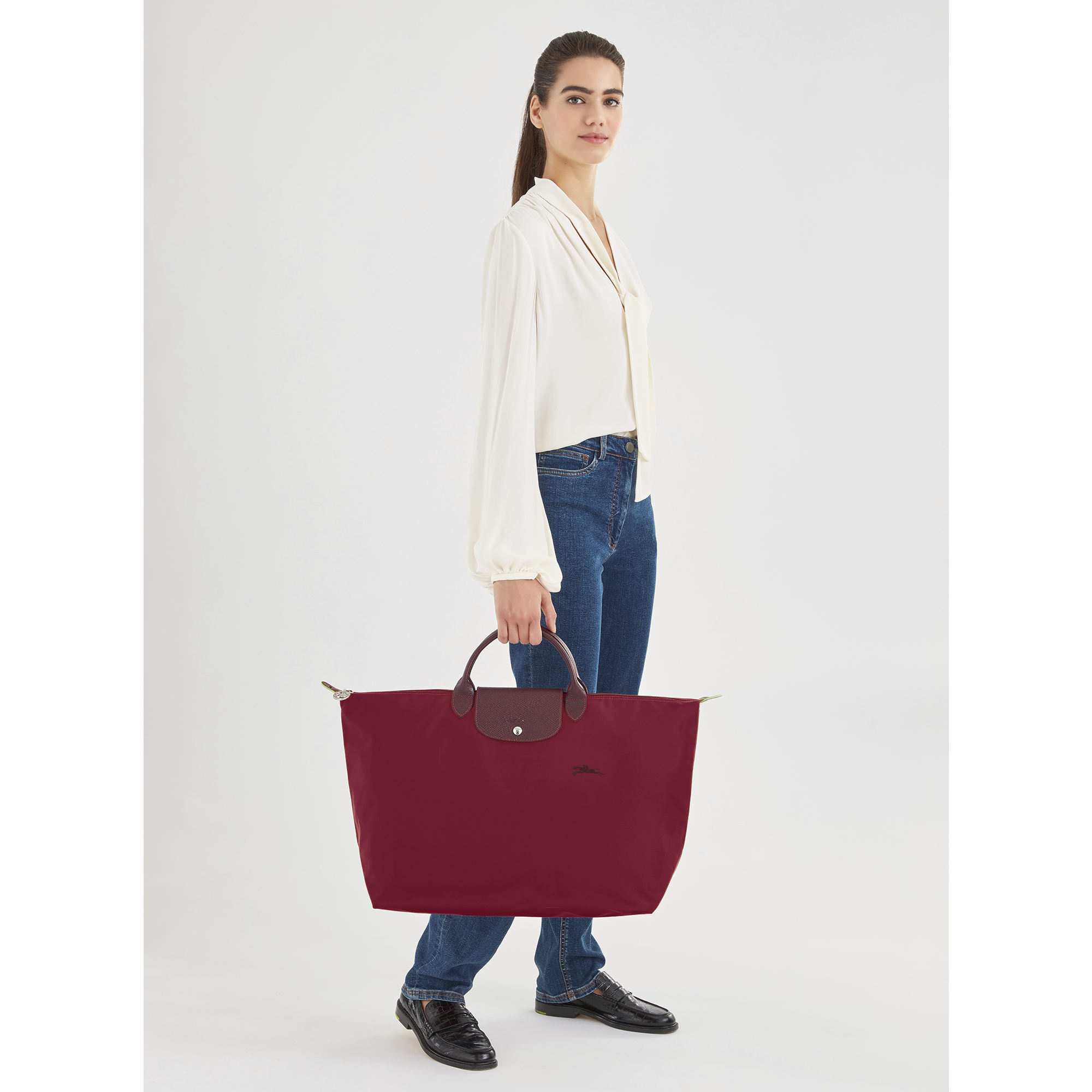 red longchamp tote