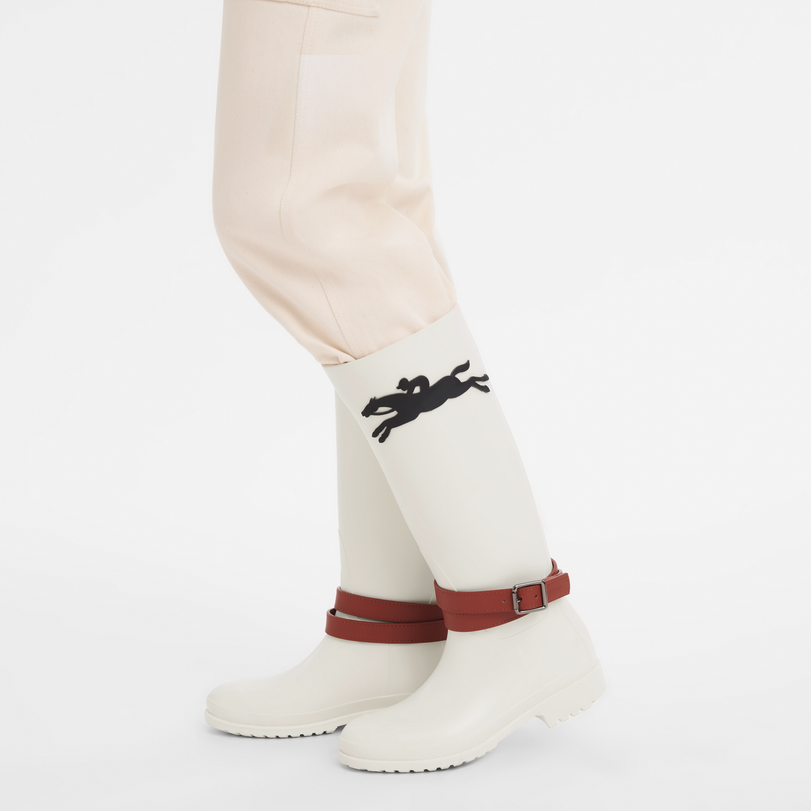 Cheval Longchamp Flache Stiefel, Elfenbein