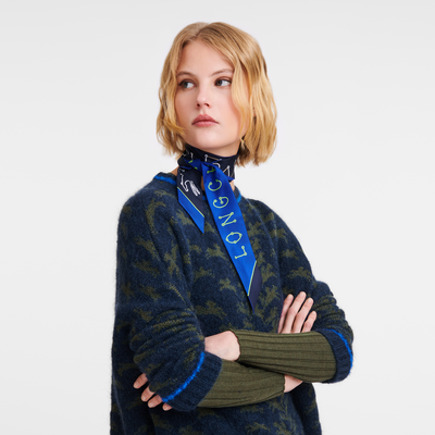 Longchamp scarf sale sales