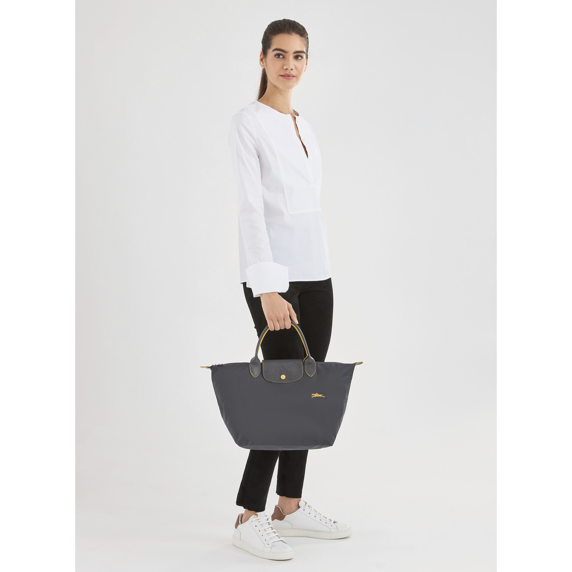 tumi alpha 3 expandable tote