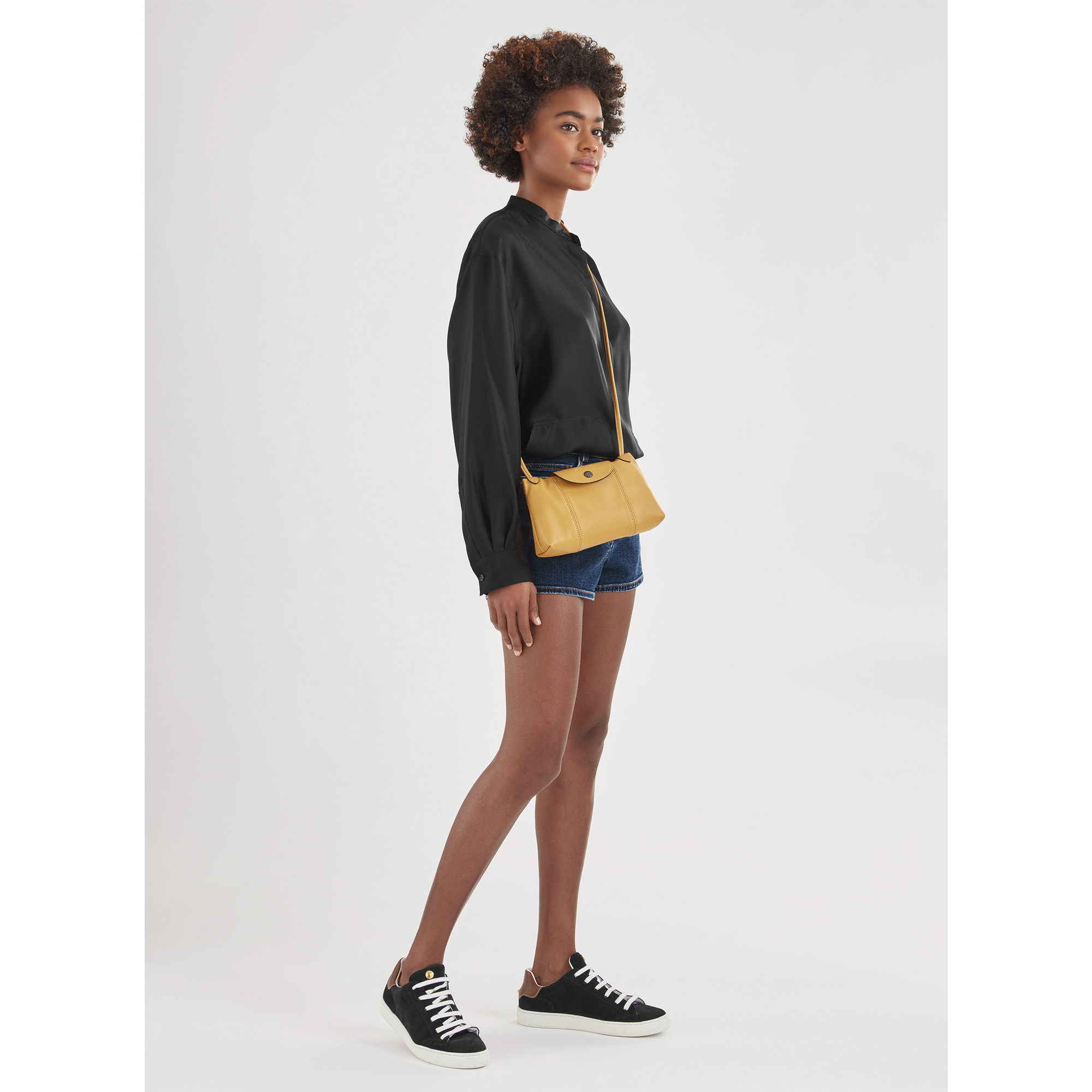 longchamp le pliage cuir crossbody