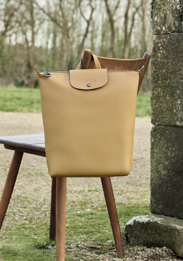 longchamp-bags-men-le-pliage-xtra