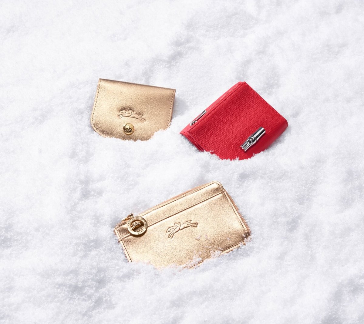 PEQUEÑA MARROQUINERÍA PARA ELLA